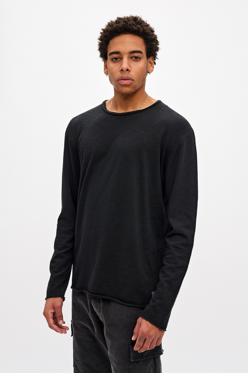 Raw Edges Longsleeve - BLACK