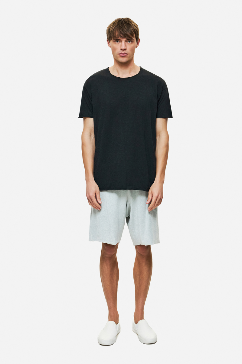 Men REGULAT FIT T-SHIRT - BLACK