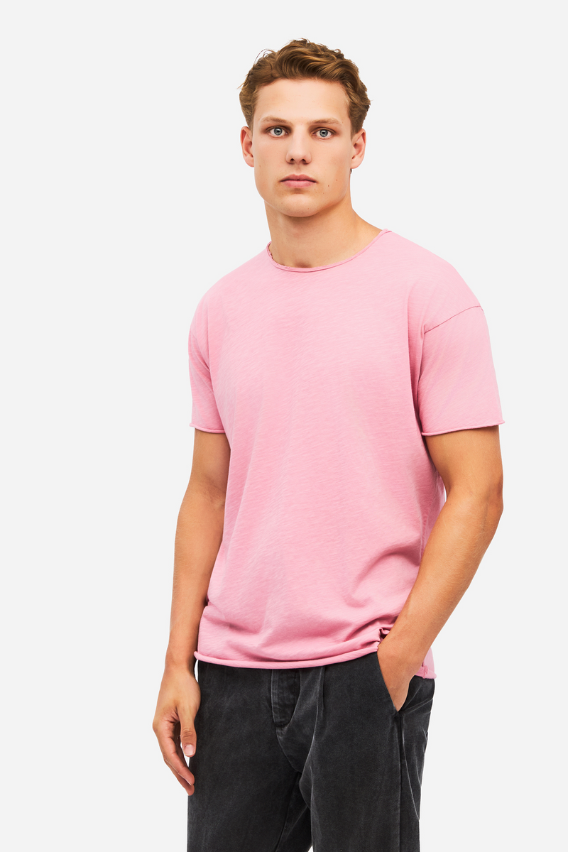 Men REGULAT FIT T-SHIRT - WILD ROSE